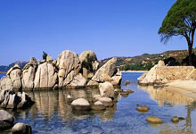 米兰体育：还能这样？基米希对意大利快发角球，穆西亚拉射空门得手.